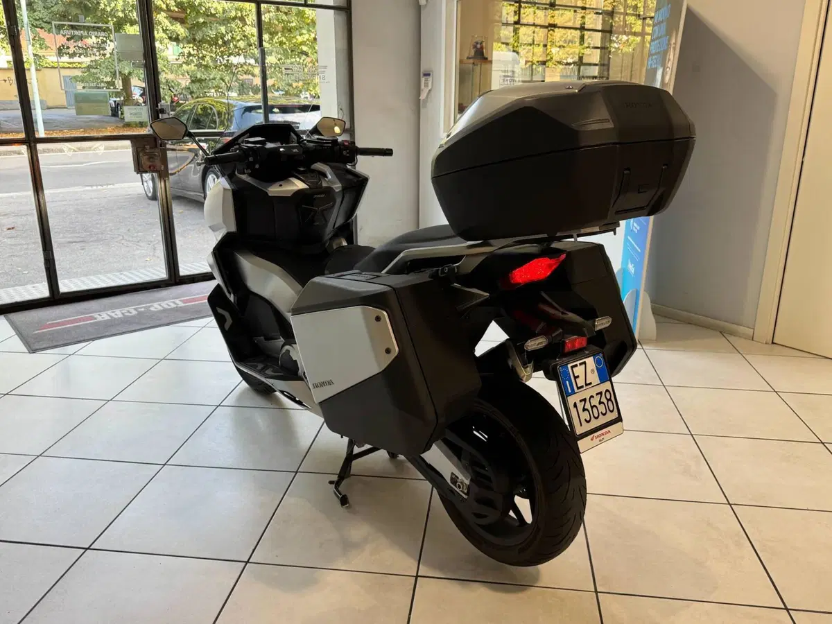 Honda Forza 750 DCT Travel (2021 - 24) (8)