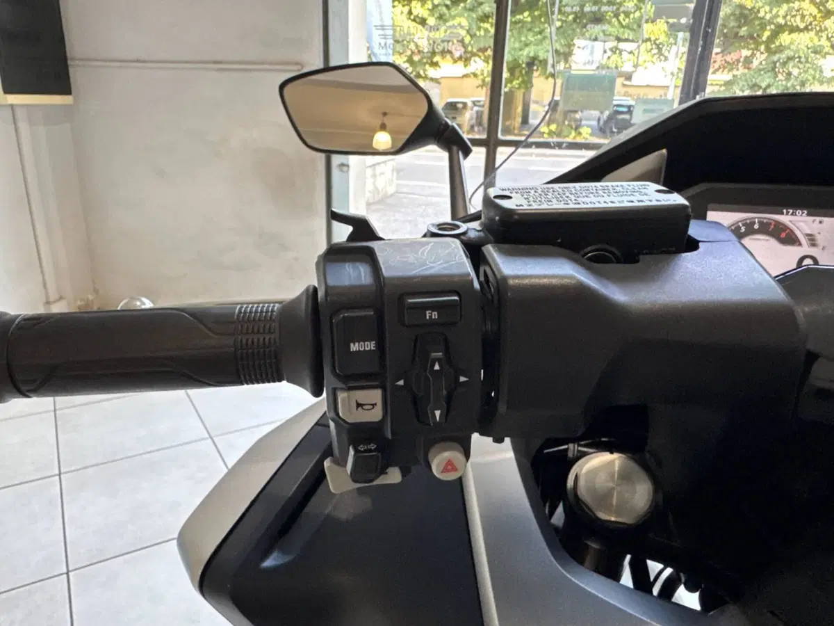 Honda Forza 750 DCT Travel (2021 - 24) (11)