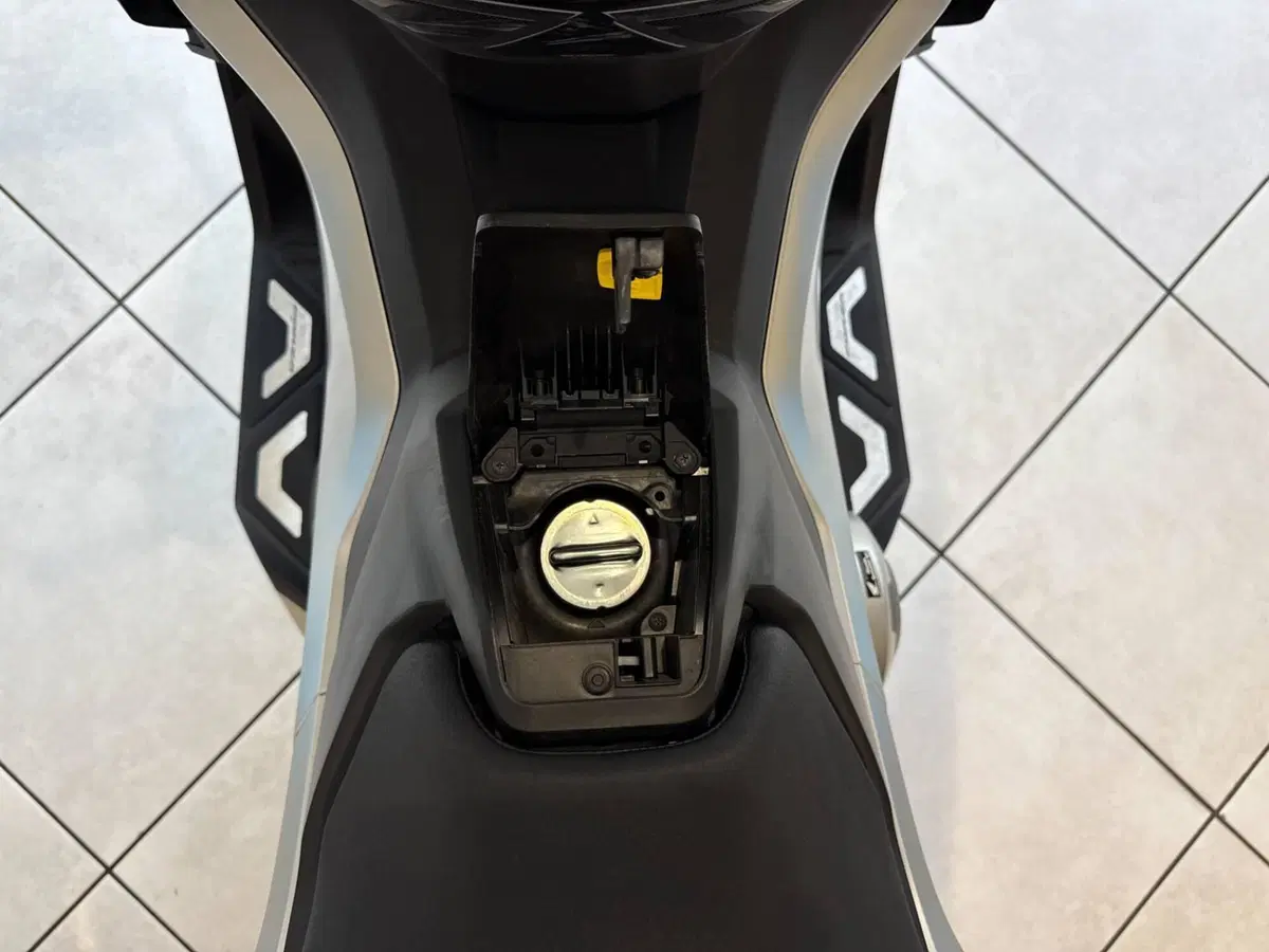 Honda Forza 750 DCT Travel (2021 - 24) (14)