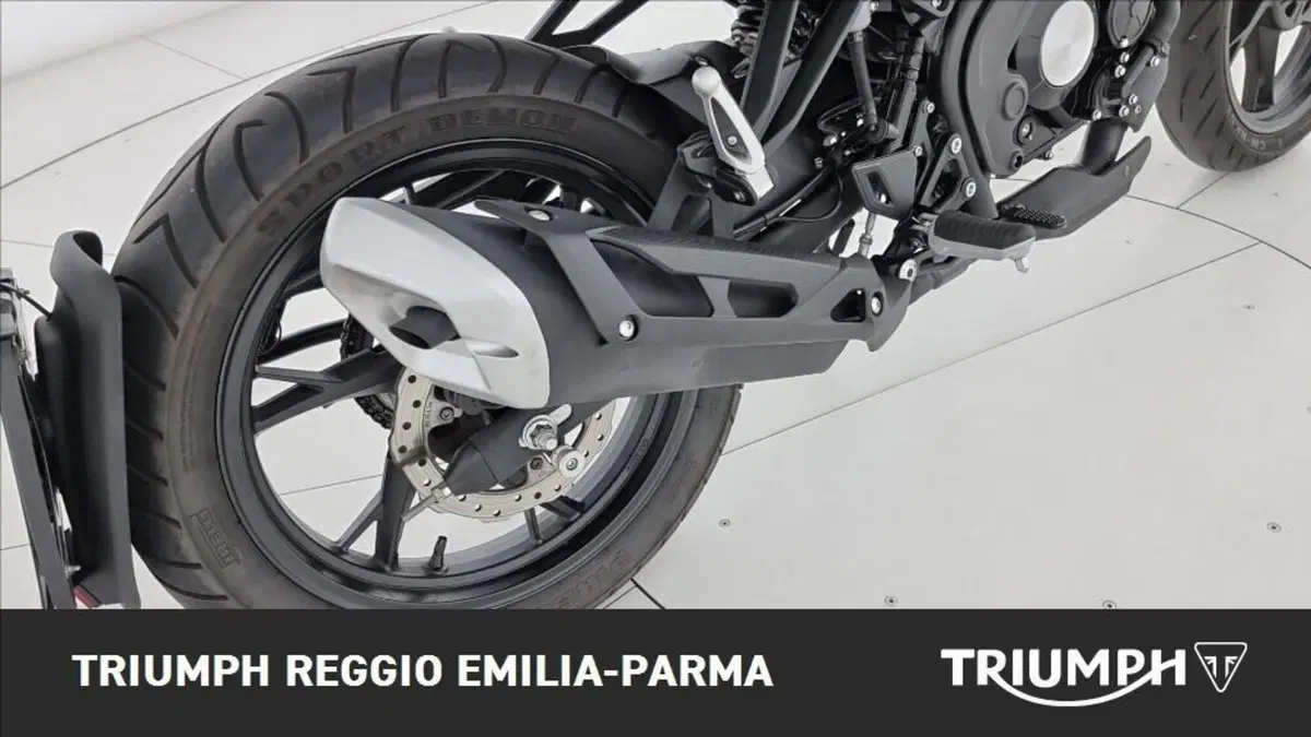 Benelli Leoncino 125 (2022 - 25) (17)