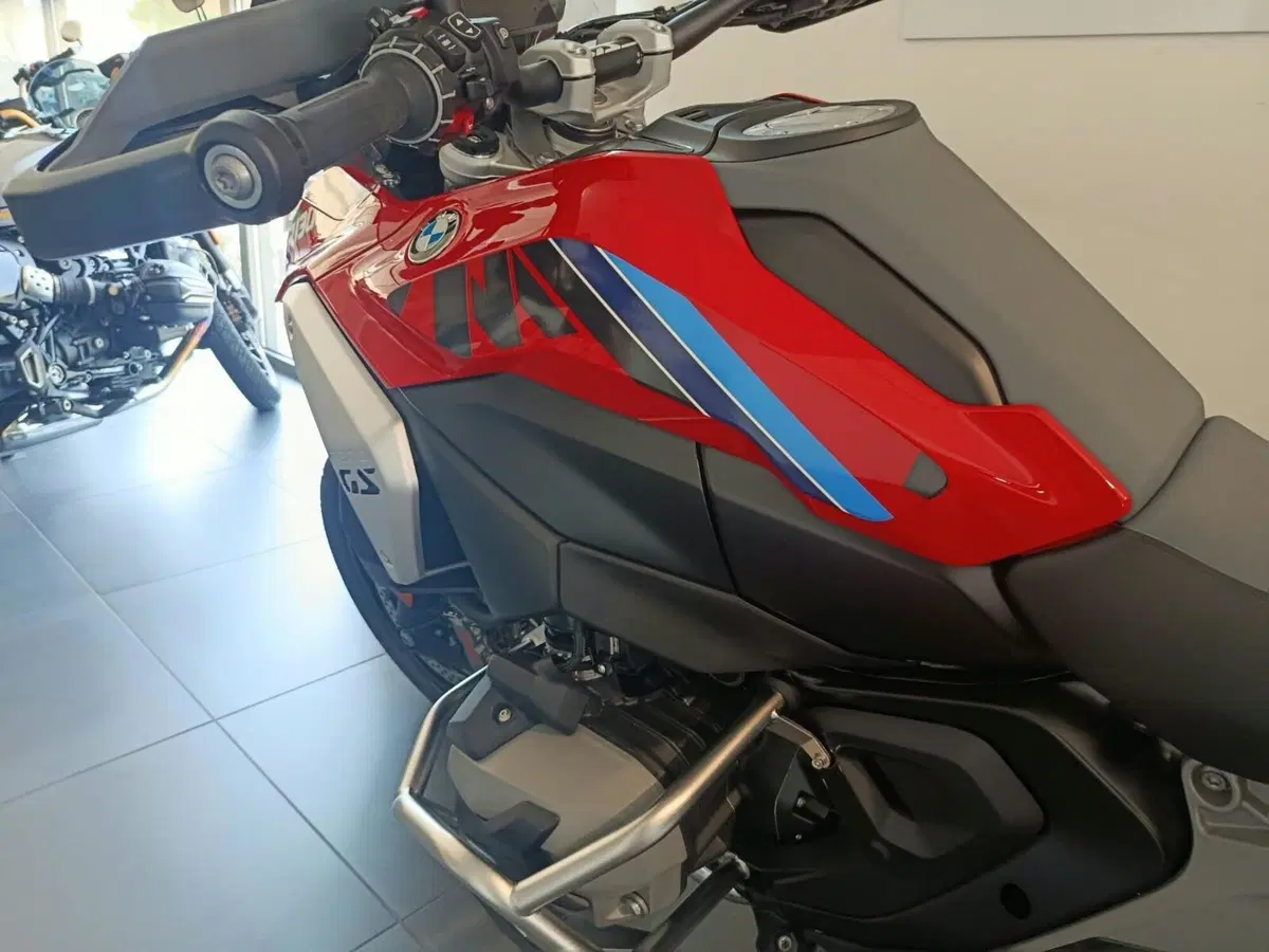 Bmw R 1300 GS (2023 - 26) (9)