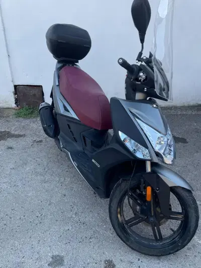 Kymco Agility 200i R16 + (2020) usata