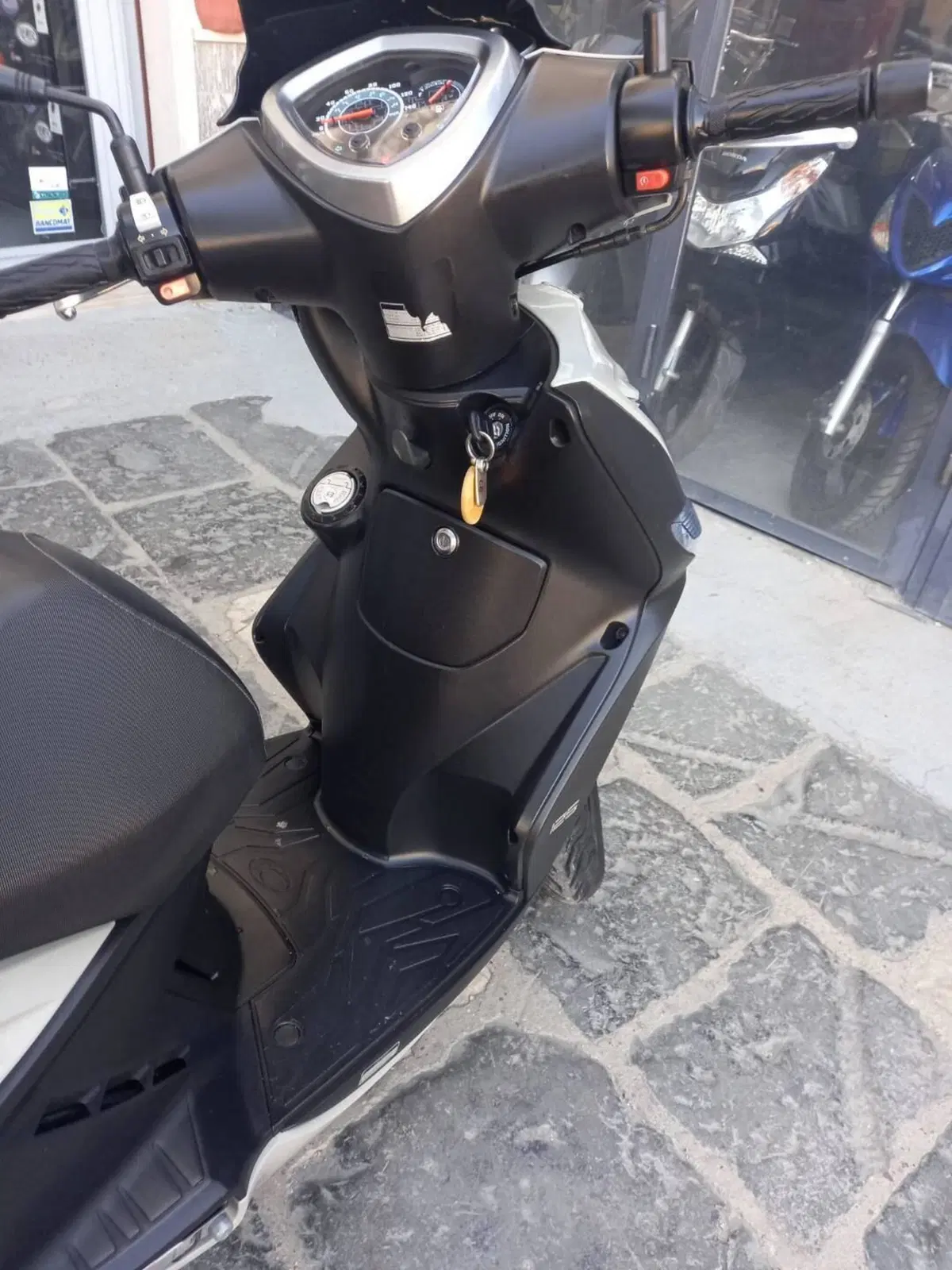 Kymco Agility 125 R16 + (2017 - 20) (3)