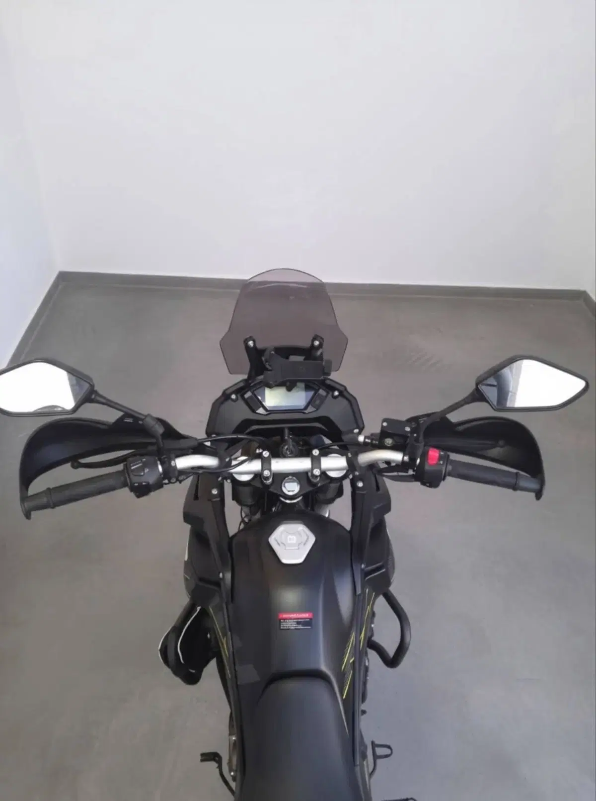 Voge Valico 300 Rally (2022 - 26) (13)