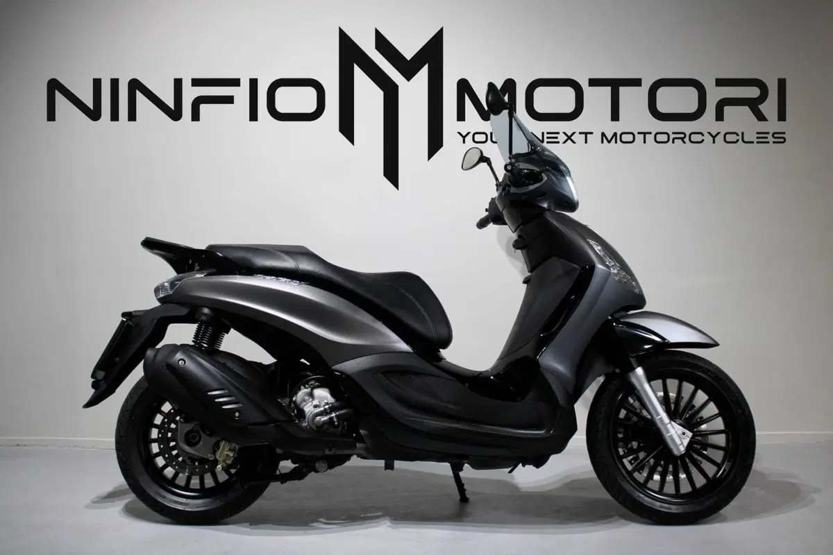 Piaggio Beverly 300 i.e. (2010 - 16)