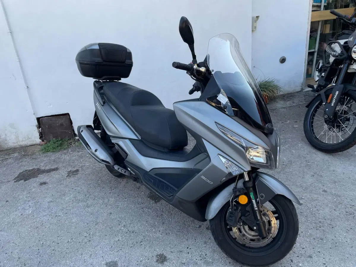 Kymco X-Town 300i ABS (2016 - 20) (3)
