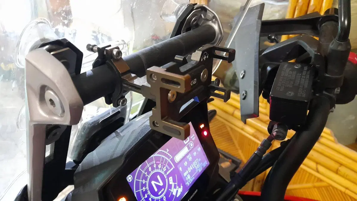Suzuki V-Strom 1050XT Pro (2020 - 23) (12)