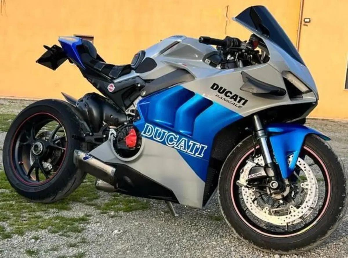 Ducati Panigale V4 S 1100 (2018 - 19) (4)
