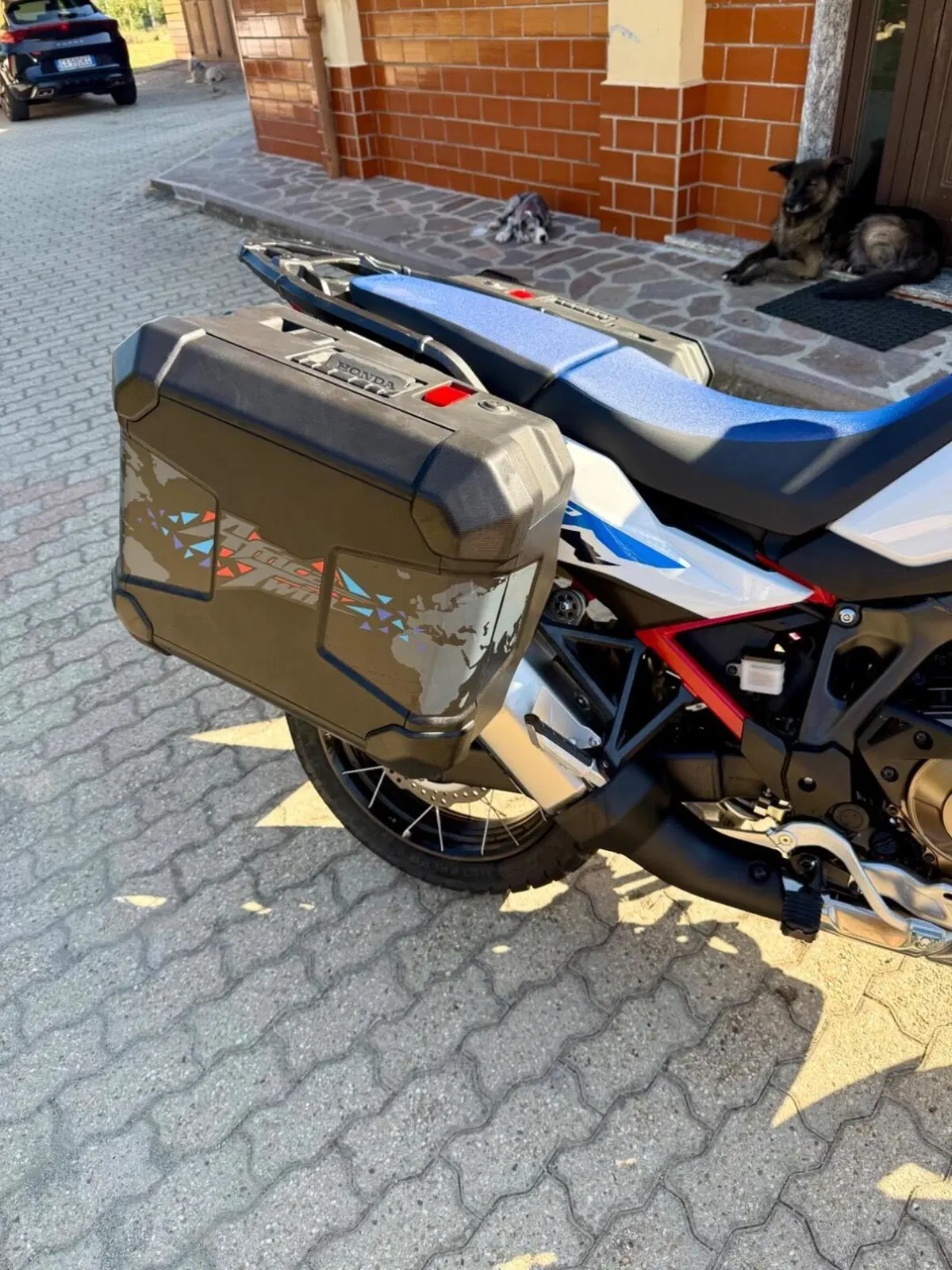 Honda Africa Twin CRF 1100L ES (2024 - 26) (4)