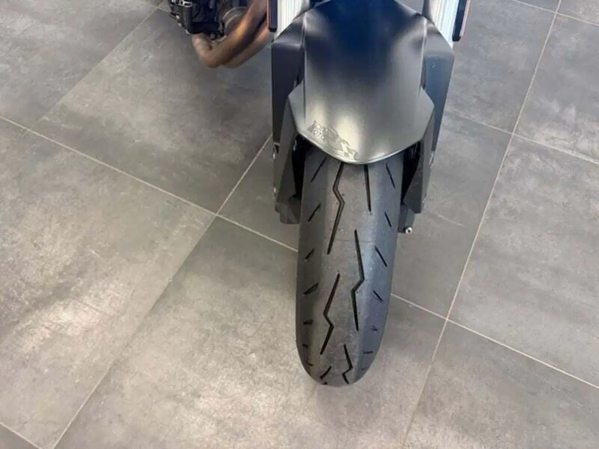 Suzuki GSX-8S (2023 - 24) (9)