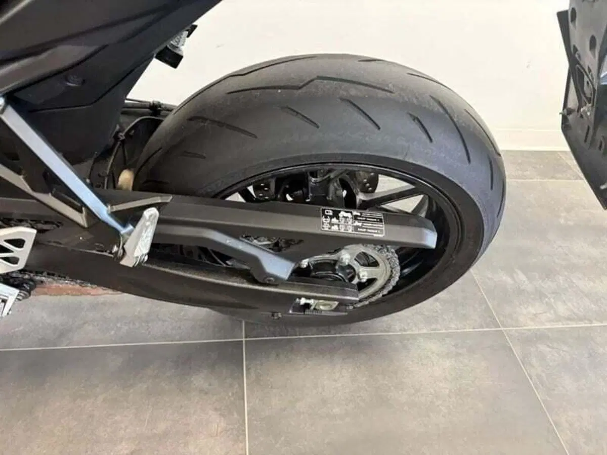 Suzuki GSX-8S (2023 - 24) (6)