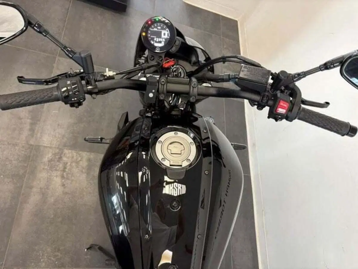Yamaha XSR 700 (2022 - 26) (5)