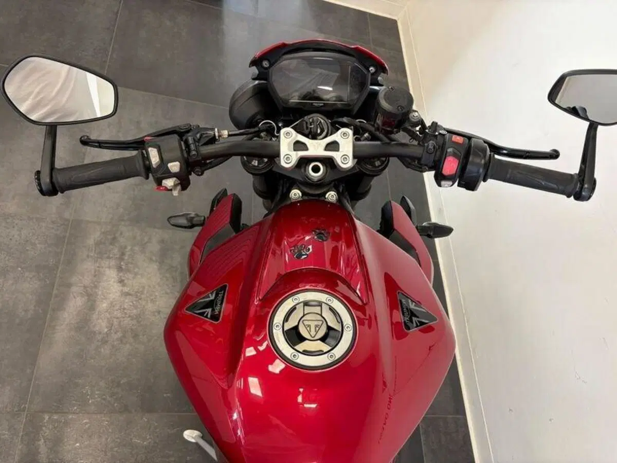 Triumph Street Triple 765 RS (2023 - 26) (5)