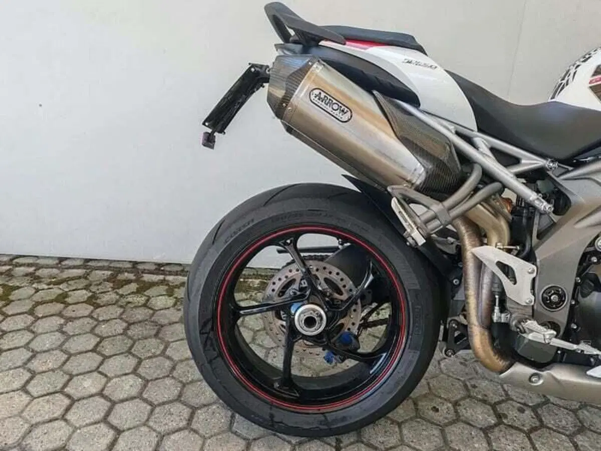 Triumph Speed Triple 1050 RS (2018 - 20) (10)