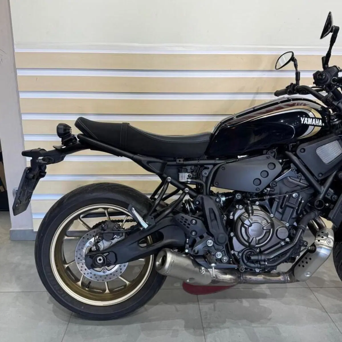 Yamaha XSR 700 (2022 - 26) (2)