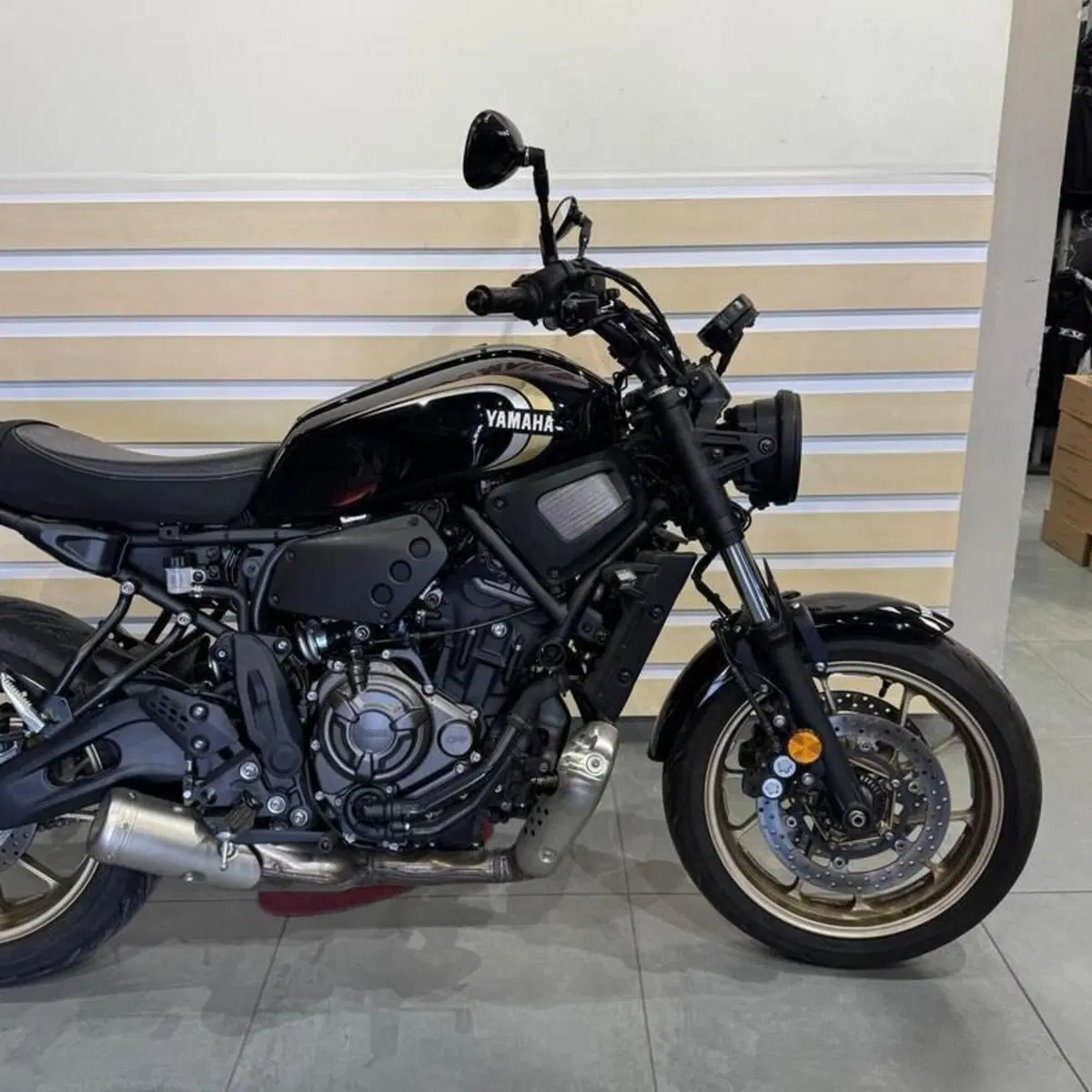 Yamaha XSR 700 (2022 - 26) (3)