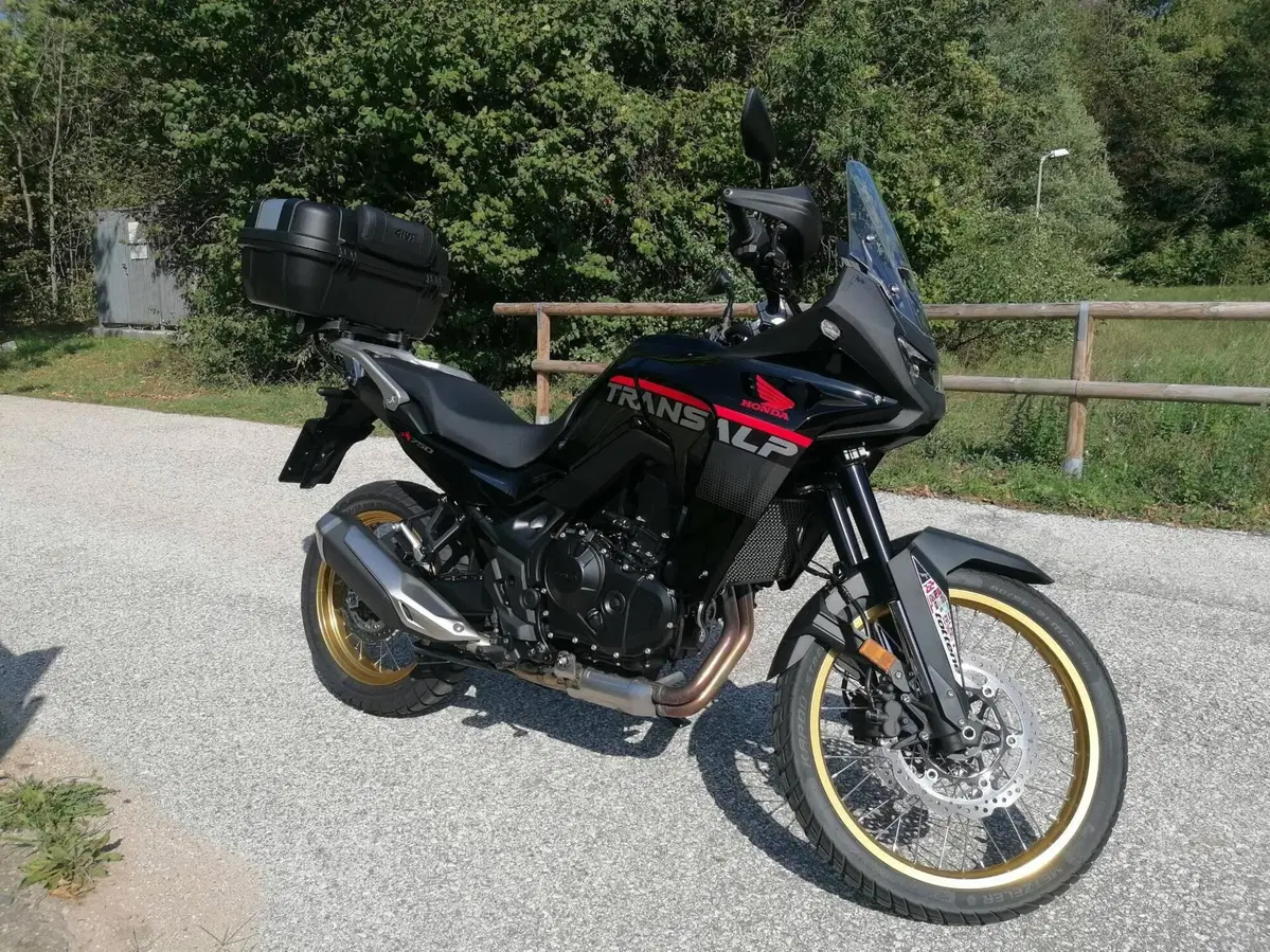 Honda Transalp XL750 (2025)