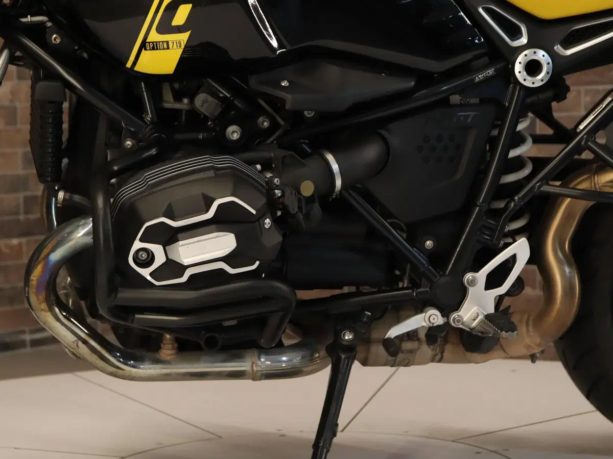 Bmw R nineT Urban GS 1200 - Edition 40 Years GS (2021) (15)