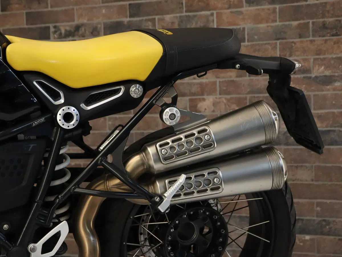 Bmw R nineT Urban GS 1200 - Edition 40 Years GS (2021) (14)