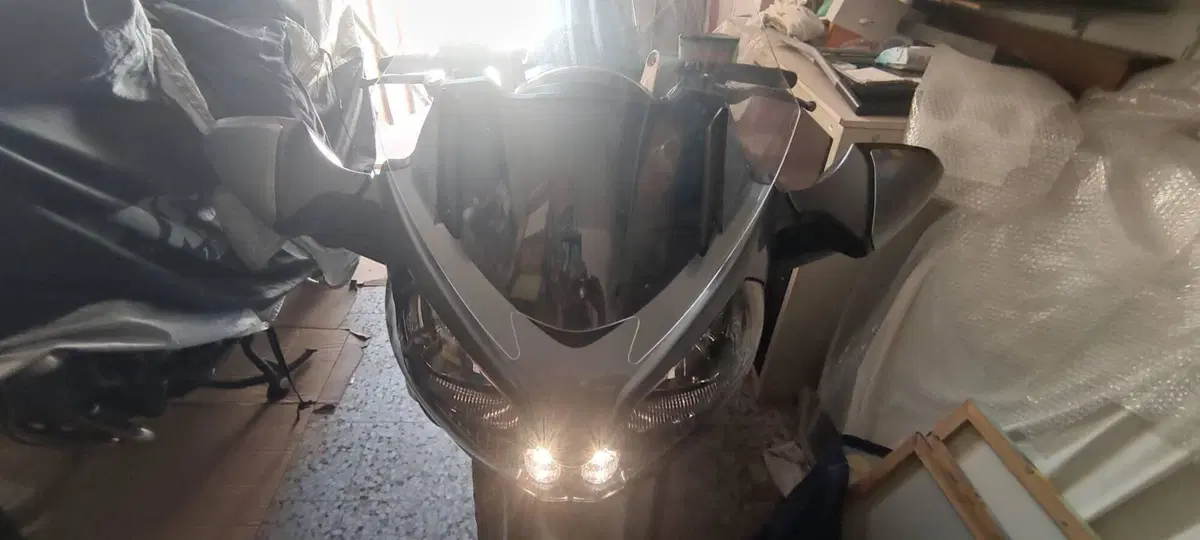 Kawasaki GTR 1400 (2007 - 09) (6)