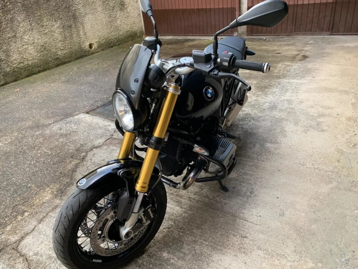 Bmw R nineT 1200 (2014 - 16) (2)