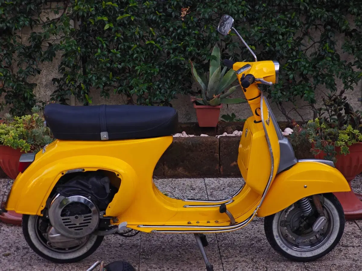 Piaggio Vespa 50 Special  (3)