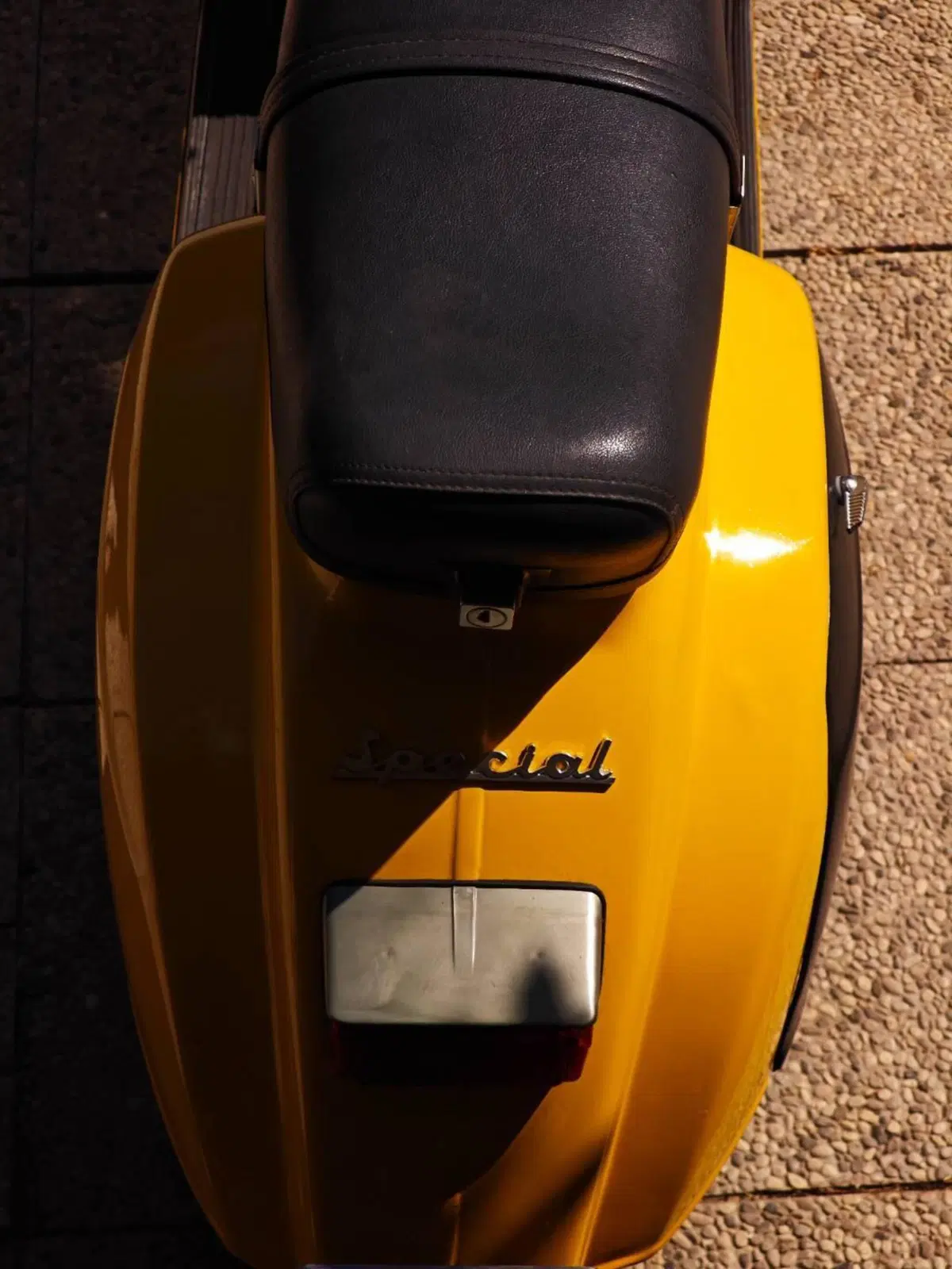 Piaggio Vespa 50 Special  (13)