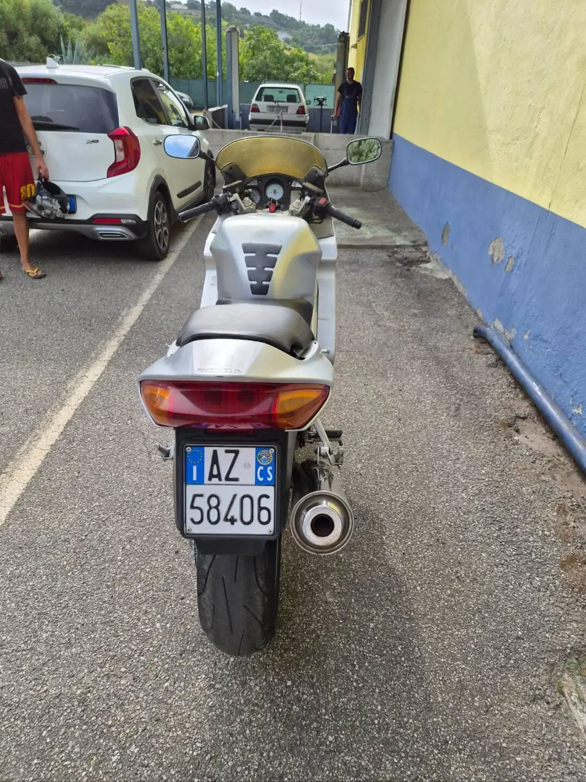 Honda VFR 800 (1998 - 01) (11)