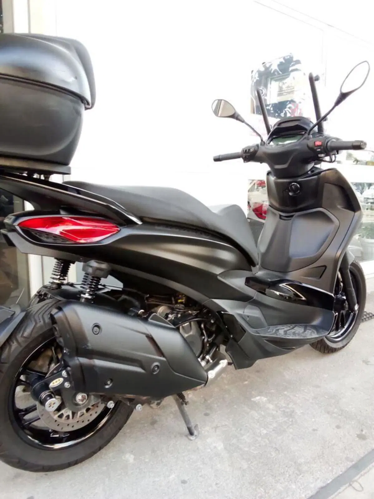 Piaggio Beverly 400 ABS-ASR (2021 - 24) (3)