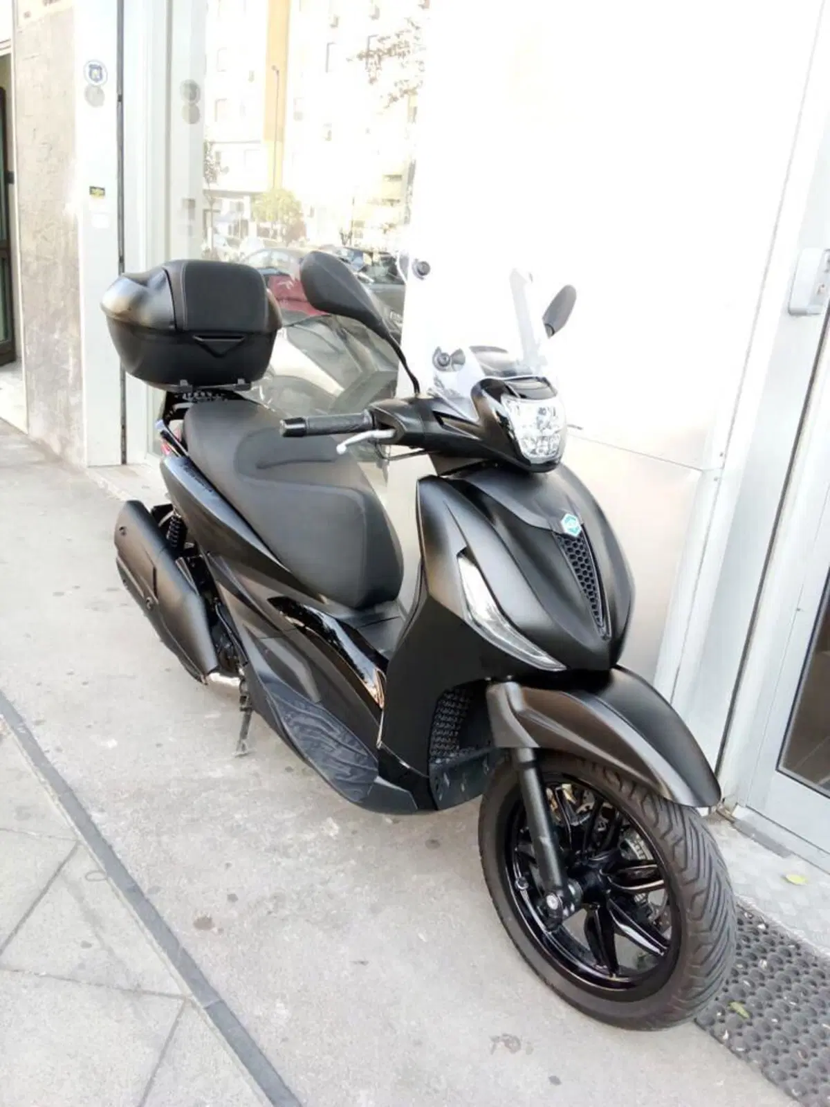 Piaggio Beverly 400 ABS-ASR (2021 - 24) (7)