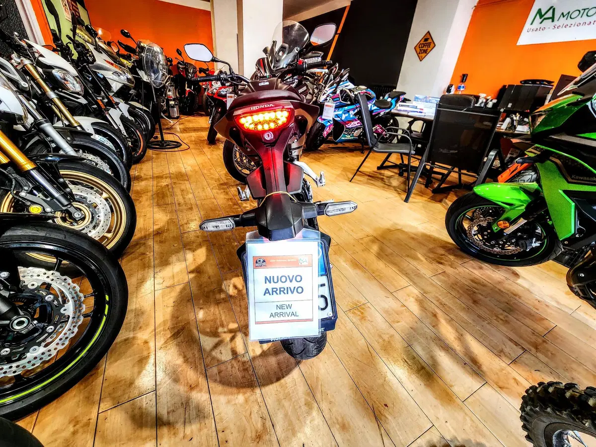 Honda CB 125 R (2018 - 20) (4)
