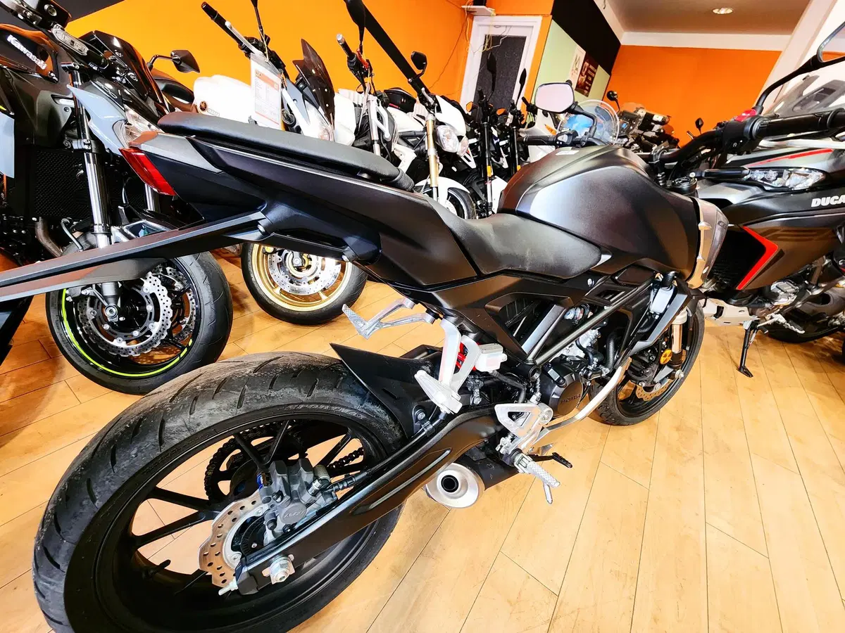 Honda CB 125 R (2018 - 20) (8)
