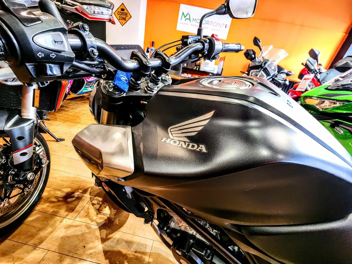 Honda CB 125 R (2018 - 20) (11)