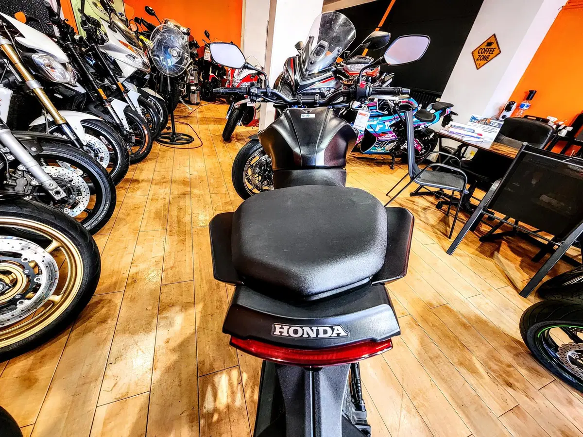 Honda CB 125 R (2018 - 20) (13)