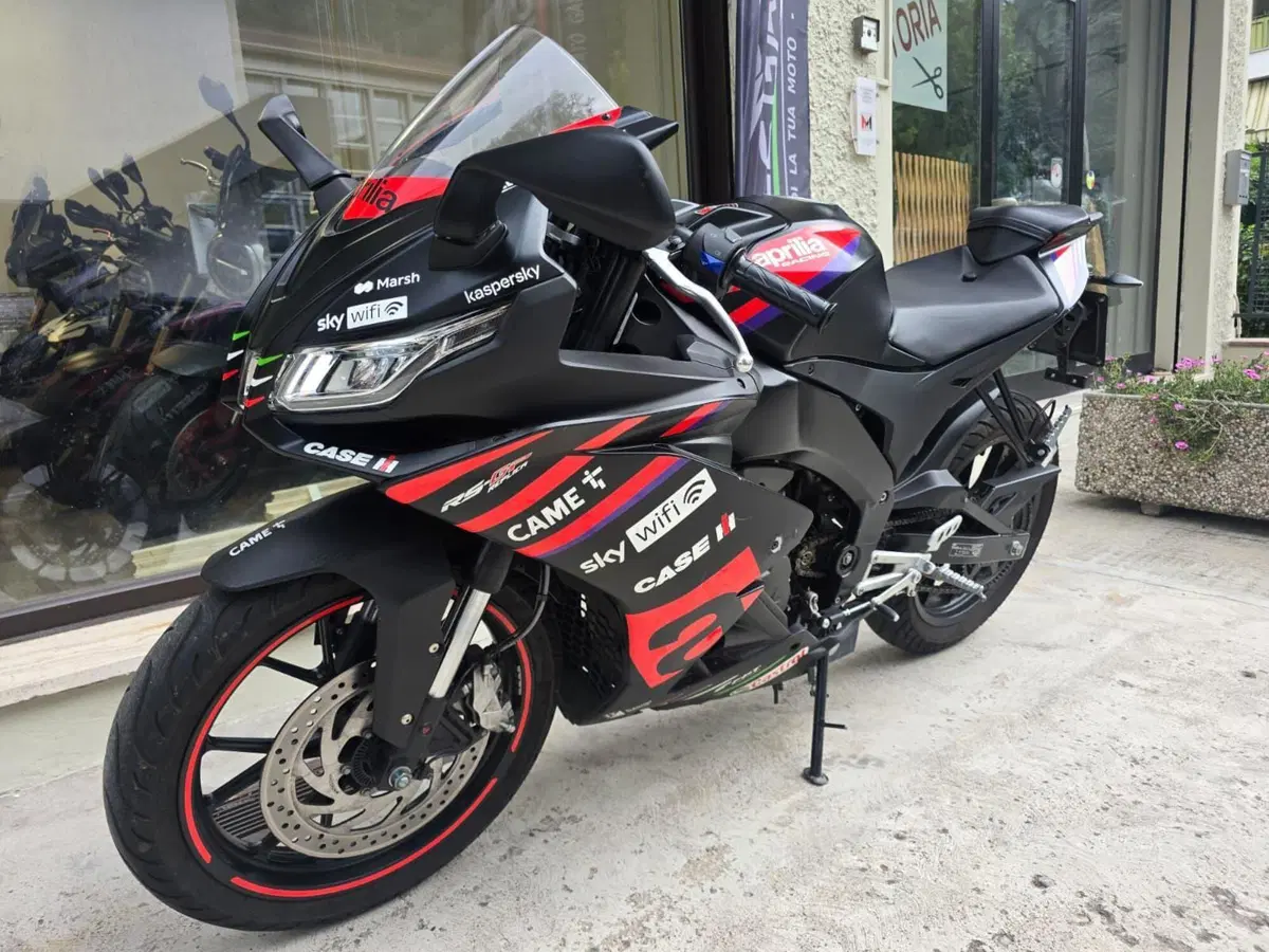 Aprilia RS 125 (2025 - 26) (11)