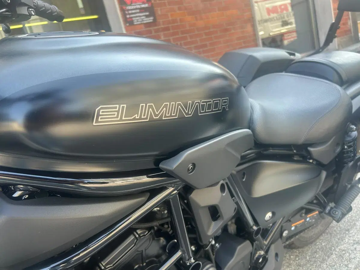 Kawasaki Eliminator 500 SE (2024 - 26) (13)