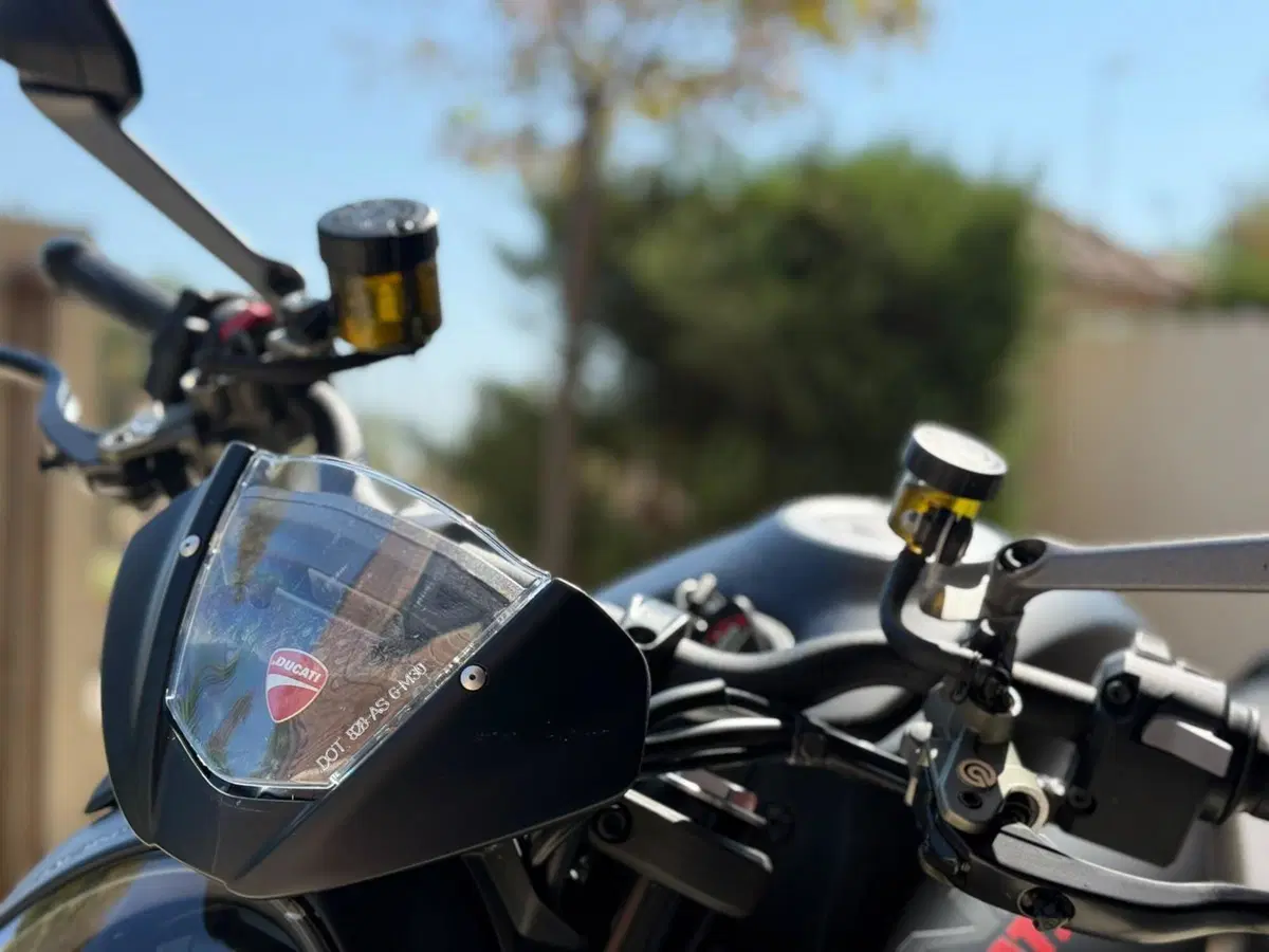 Ducati Monster 937 + (2021 - 25) (10)