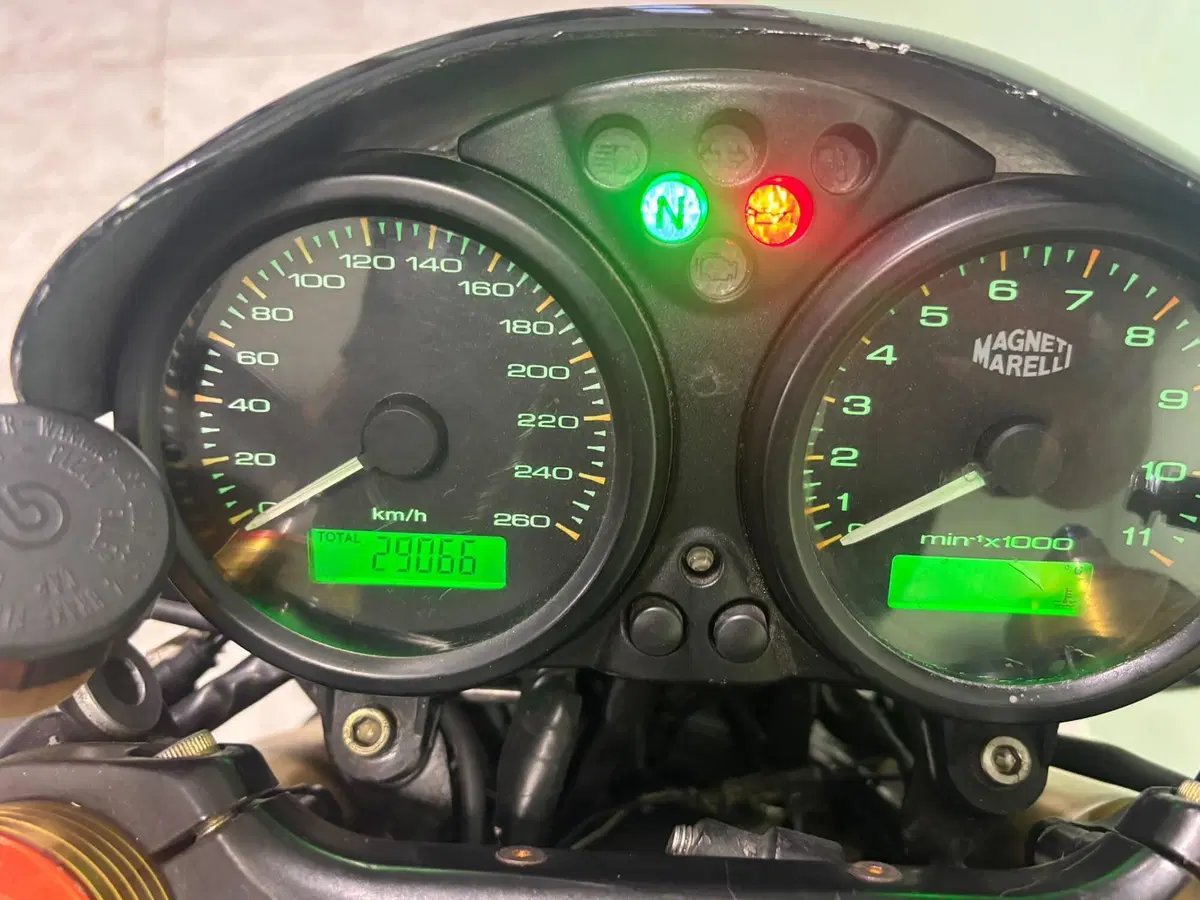 Ducati Monster 600 (1994 - 02) (7)