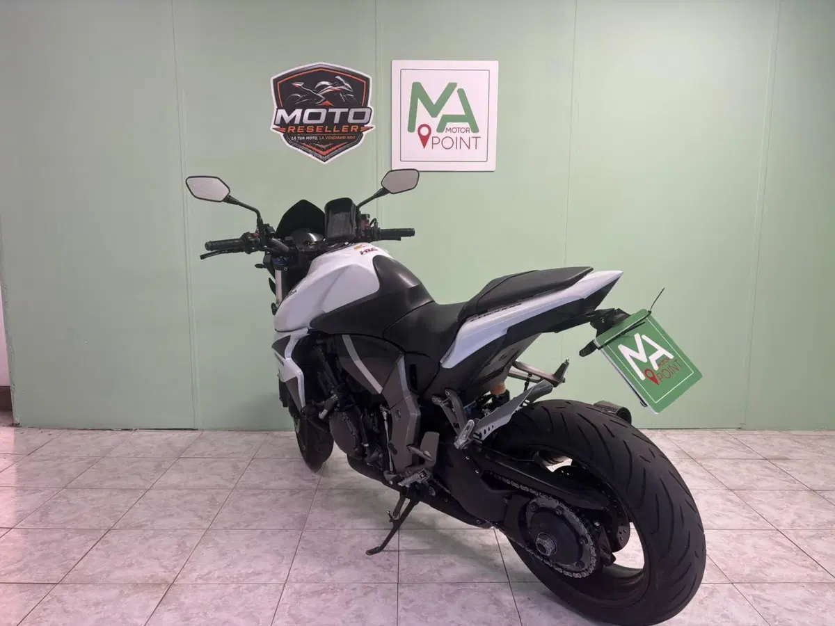 Honda CB 1000 R (2008 - 10) (5)