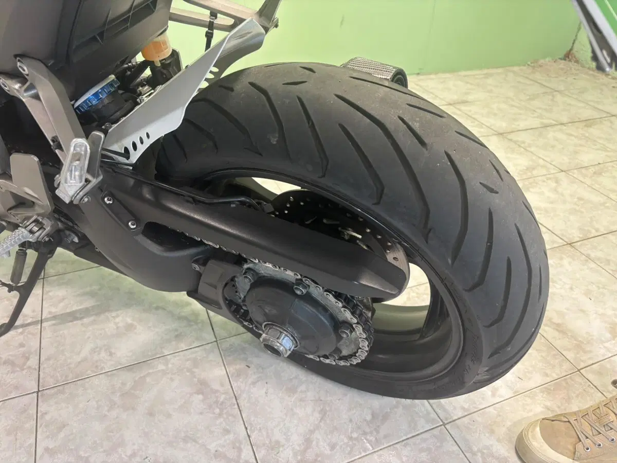 Honda CB 1000 R (2008 - 10) (6)