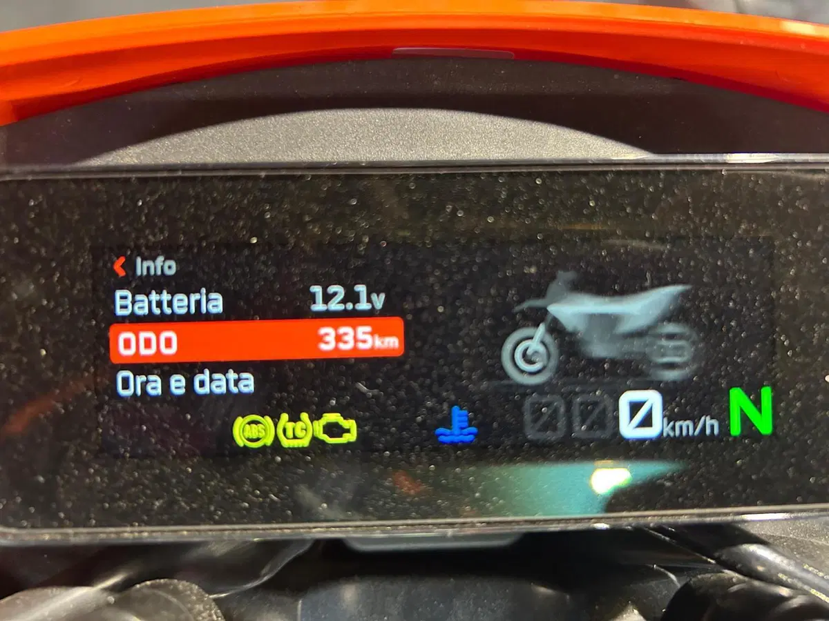KTM 390 SMC R (2025 - 26) (4)