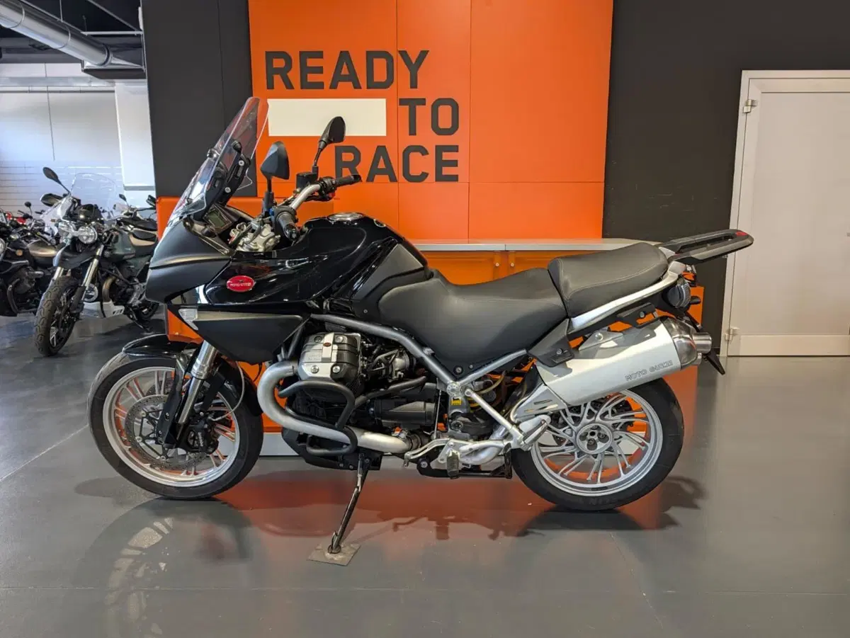 Moto Guzzi Stelvio 1200 8V (2011 - 16) (2)