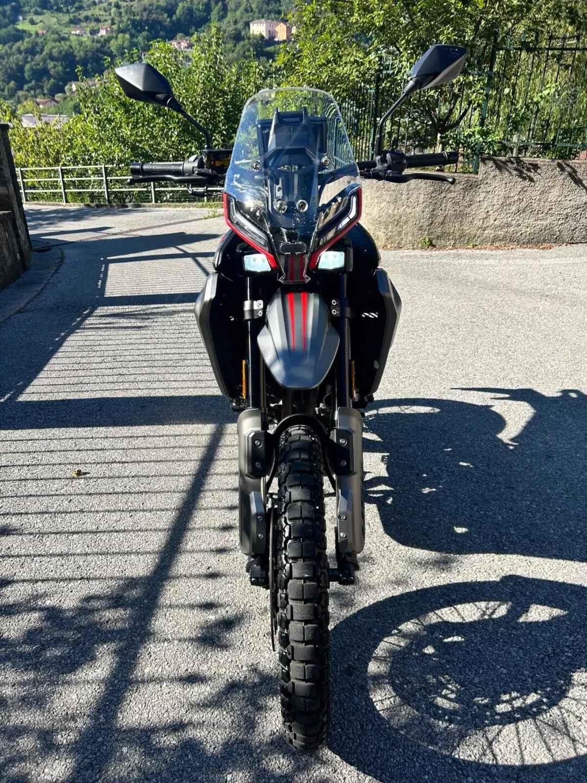 Moto Morini Alltrhike 450 (2025 - 26) (4)