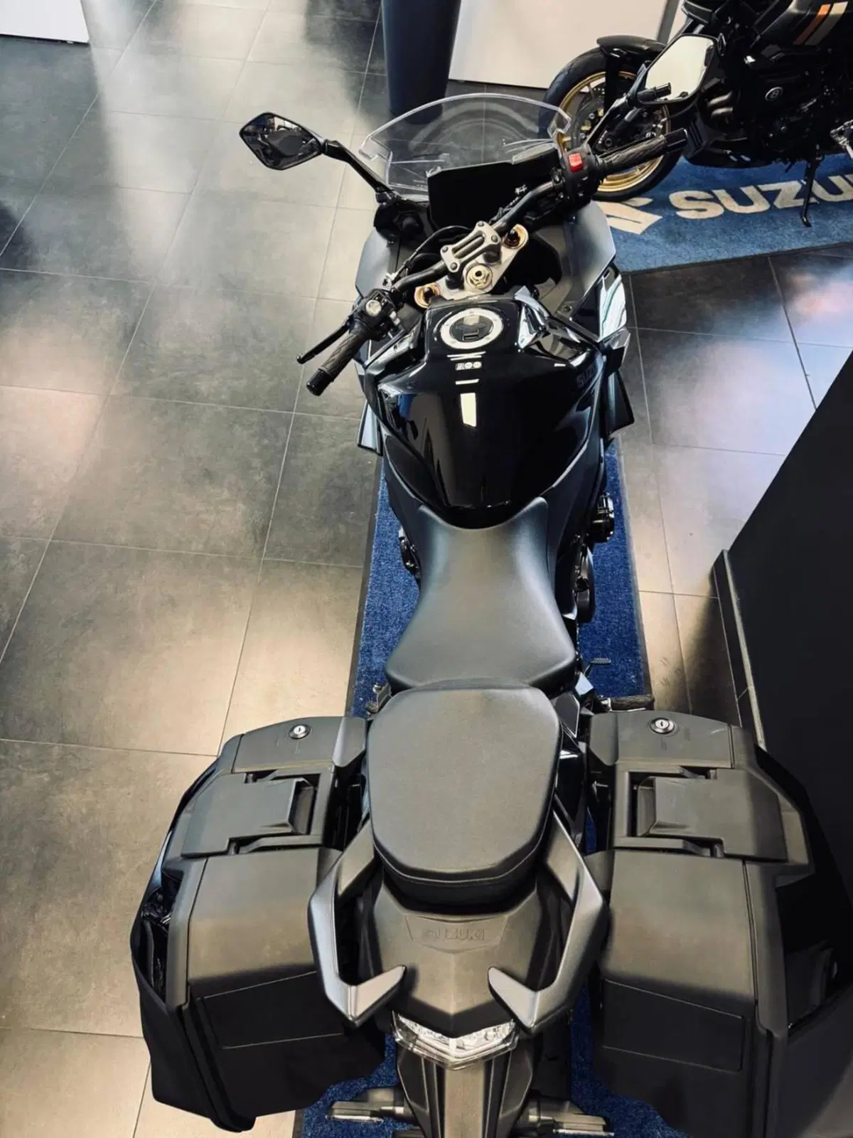 Suzuki GSX-S1000GT (2025 - 26) (3)