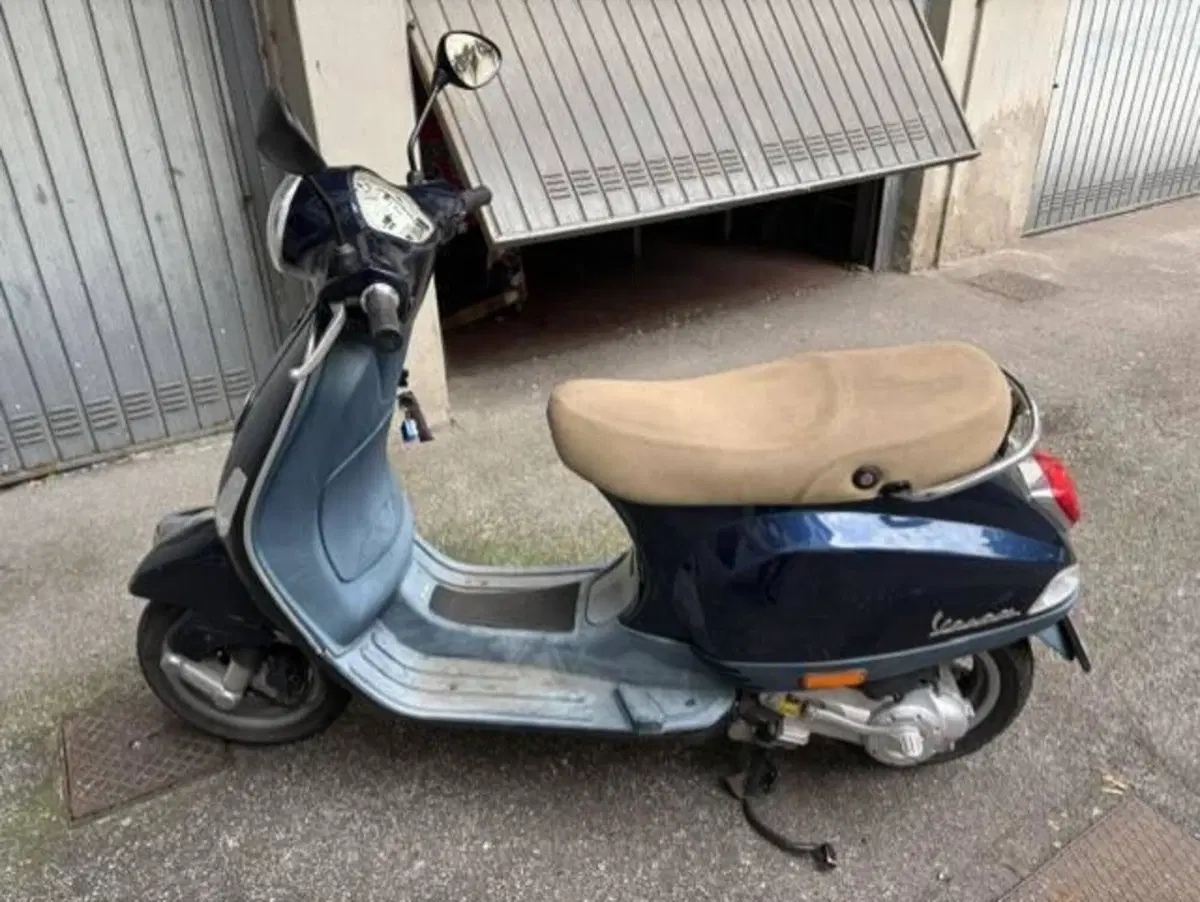 Vespa LX 50 4T (2009 - 14) (4)