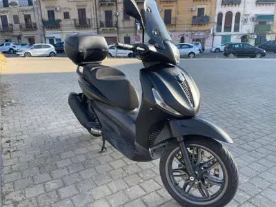 Piaggio Beverly 300 ABS-ASR (2021 - 25) usata