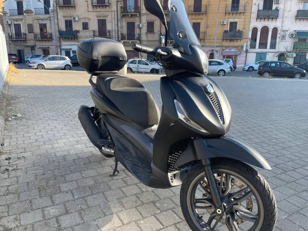 Piaggio Beverly 300 ABS-ASR (2021 - 25) (5)