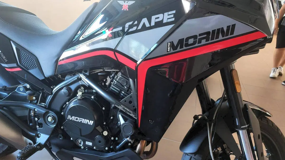 Moto Morini X-Cape 650 (2021 - 26) (2)