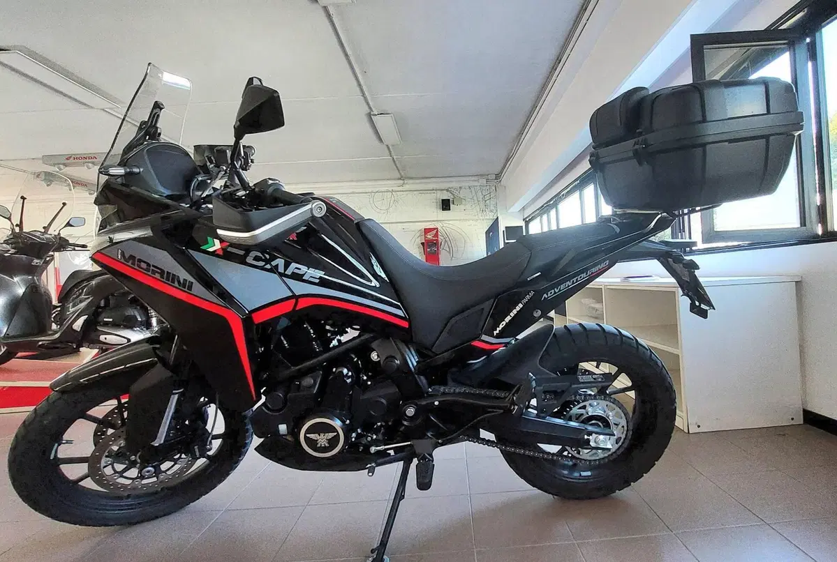 Moto Morini X-Cape 650 (2021 - 26) (4)