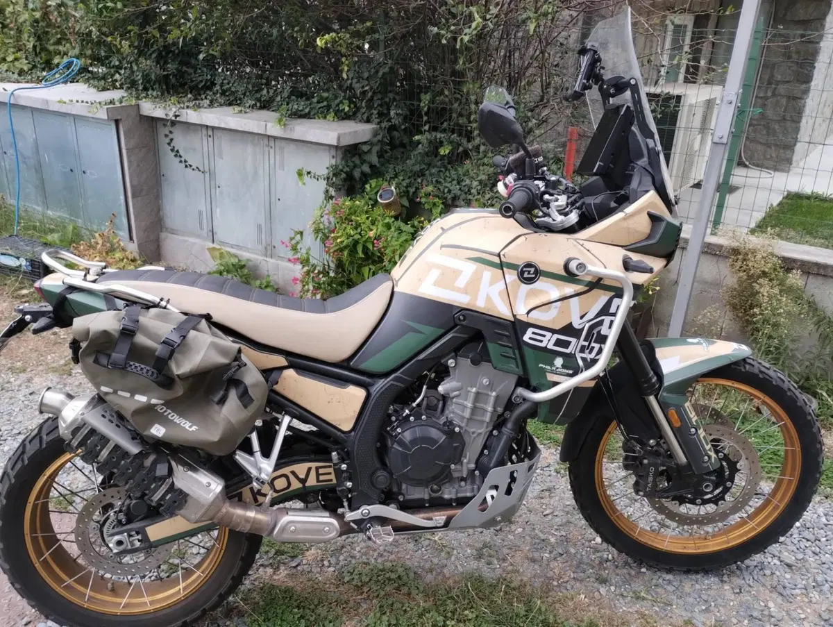 Kove 800X Pro (2024 - 25) (2)